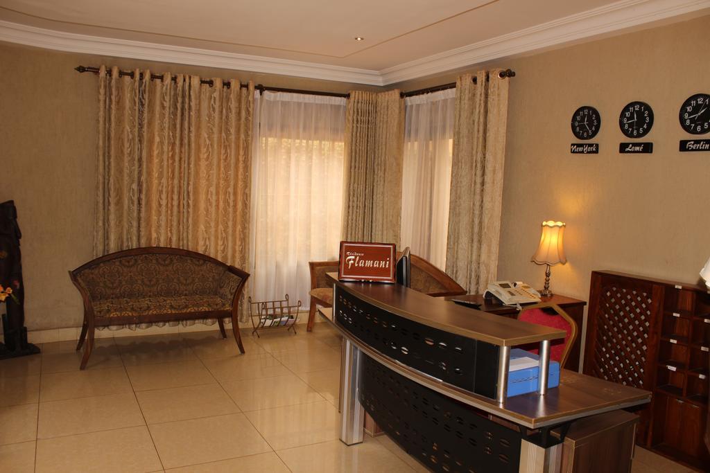 Hotel Residence Flamani Lomé Exterior foto