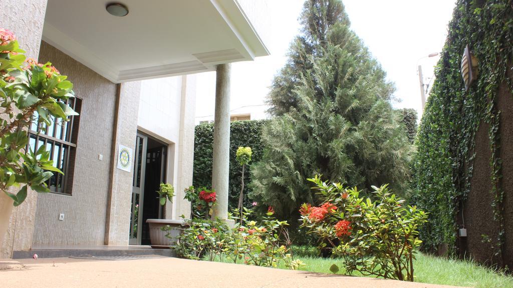 Hotel Residence Flamani Lomé Exterior foto